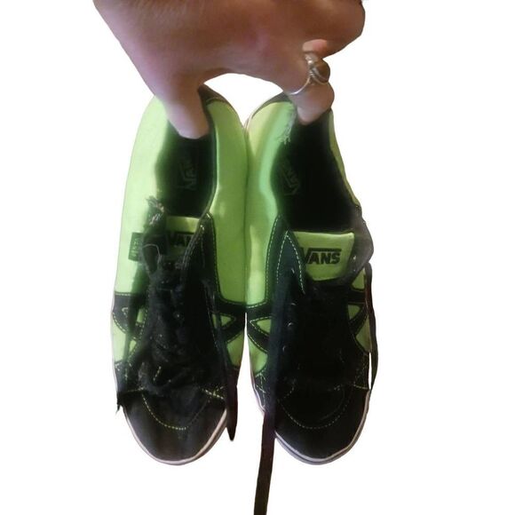 Neon and black vans low top - Picture 2 of 6